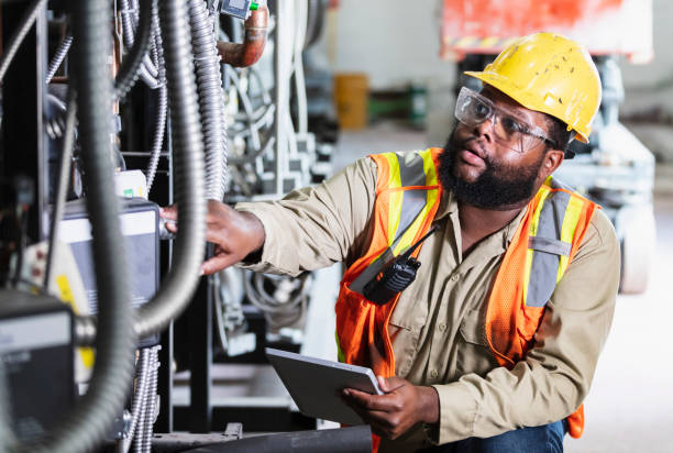 Best Electrical Contractors for Businesses  in Bridgeton, MO